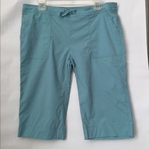 Prana Blue Size L Shorts/Capri/knickers in Blue